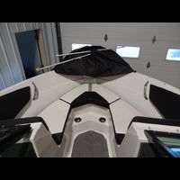 63bf3696-8e96-4271-b8d8-13910a146922