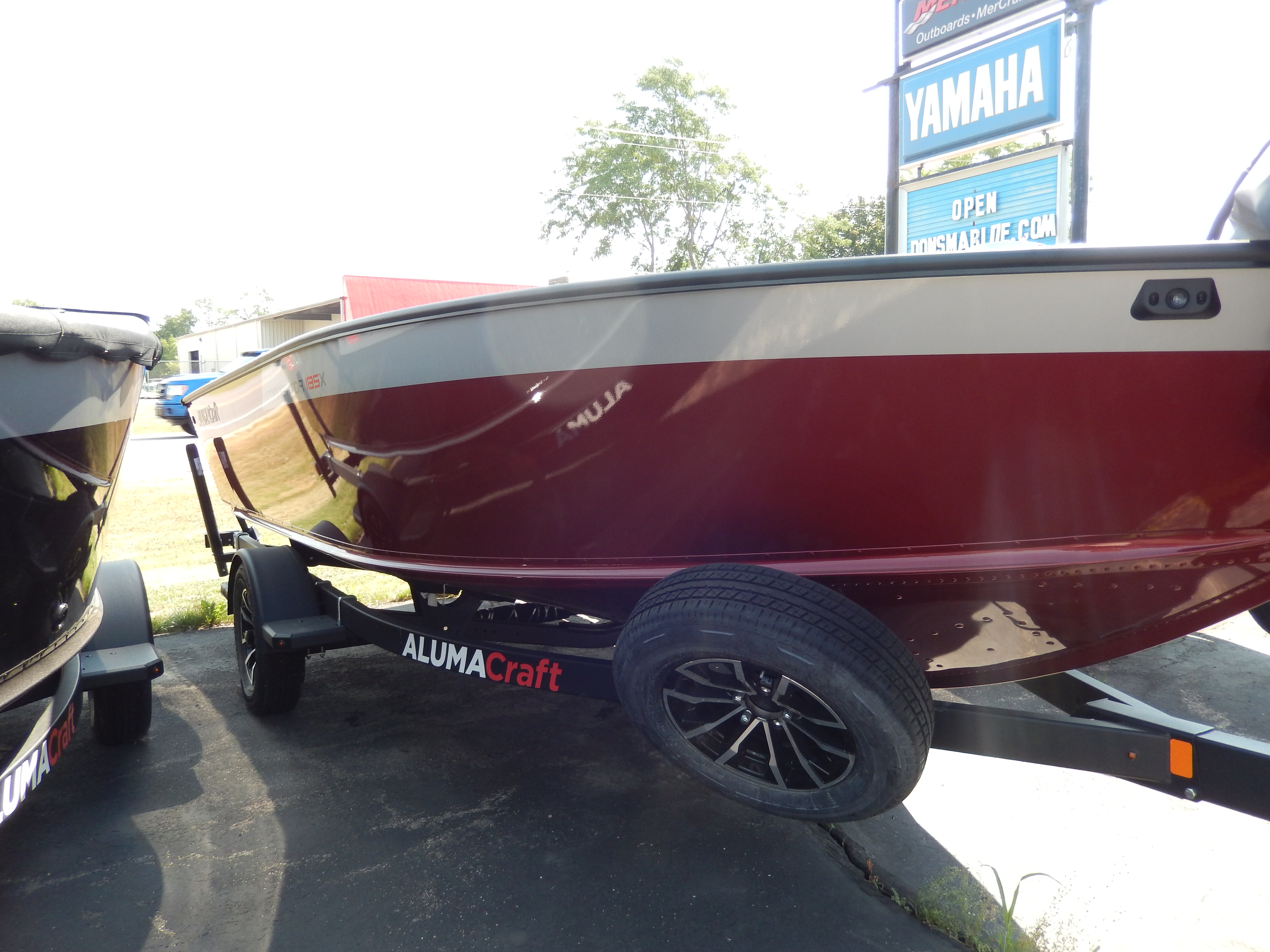 Image of 2026 ALUMACRAFT COMPETITOR 185X TILLER W/ YAMAHA VF90XB