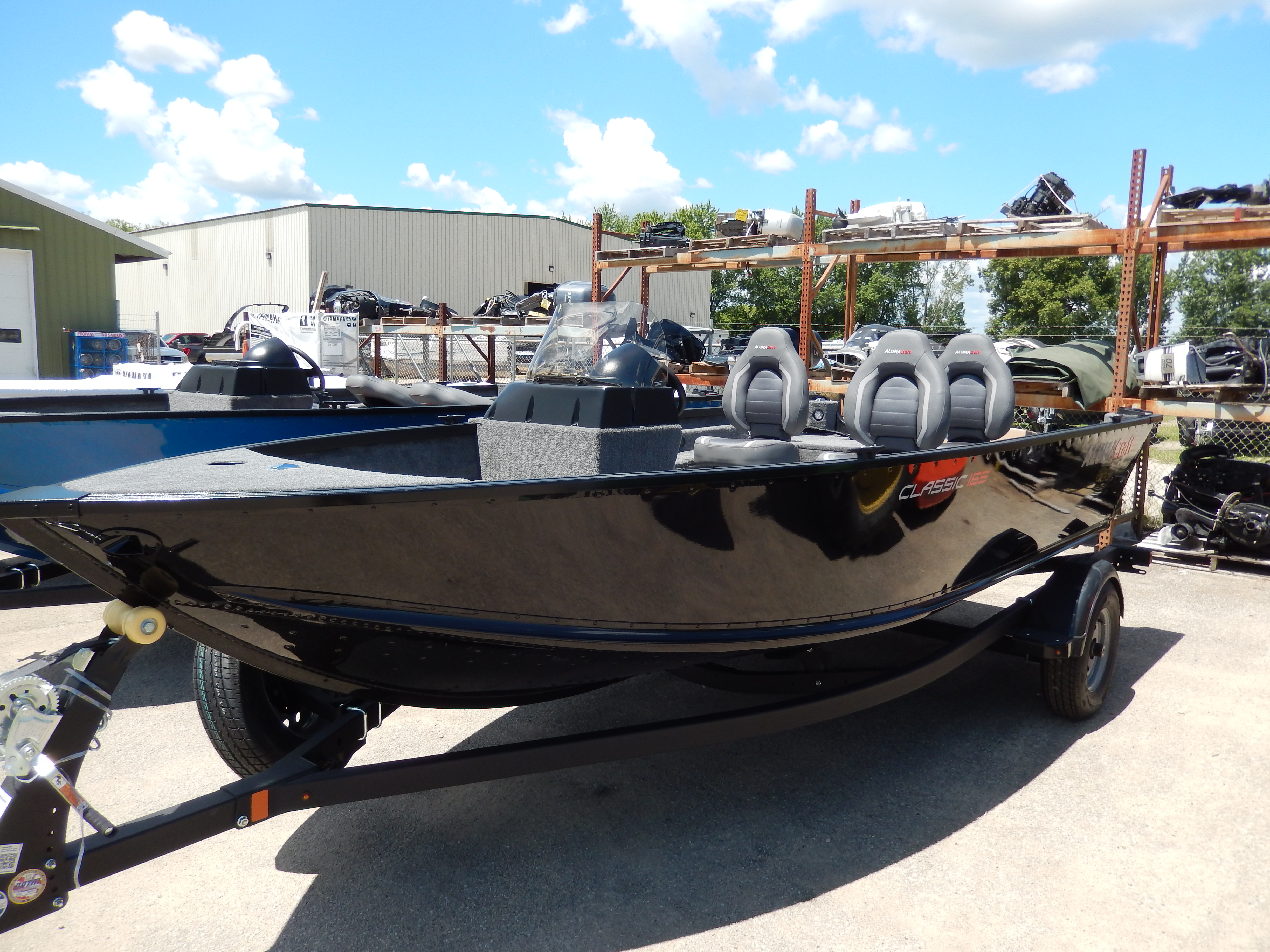 Image of 2026 ALUMACRAFT CLASSIC 165 CS W/ YAMAHA F70LB