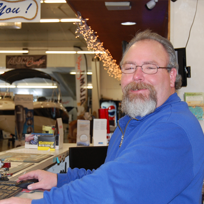 Jesse Walz (Customer Service)